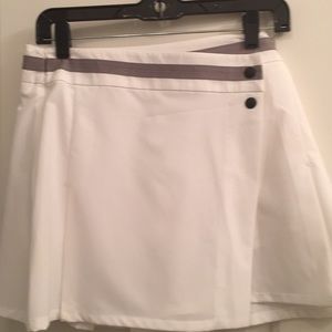White Oakley golf skirt